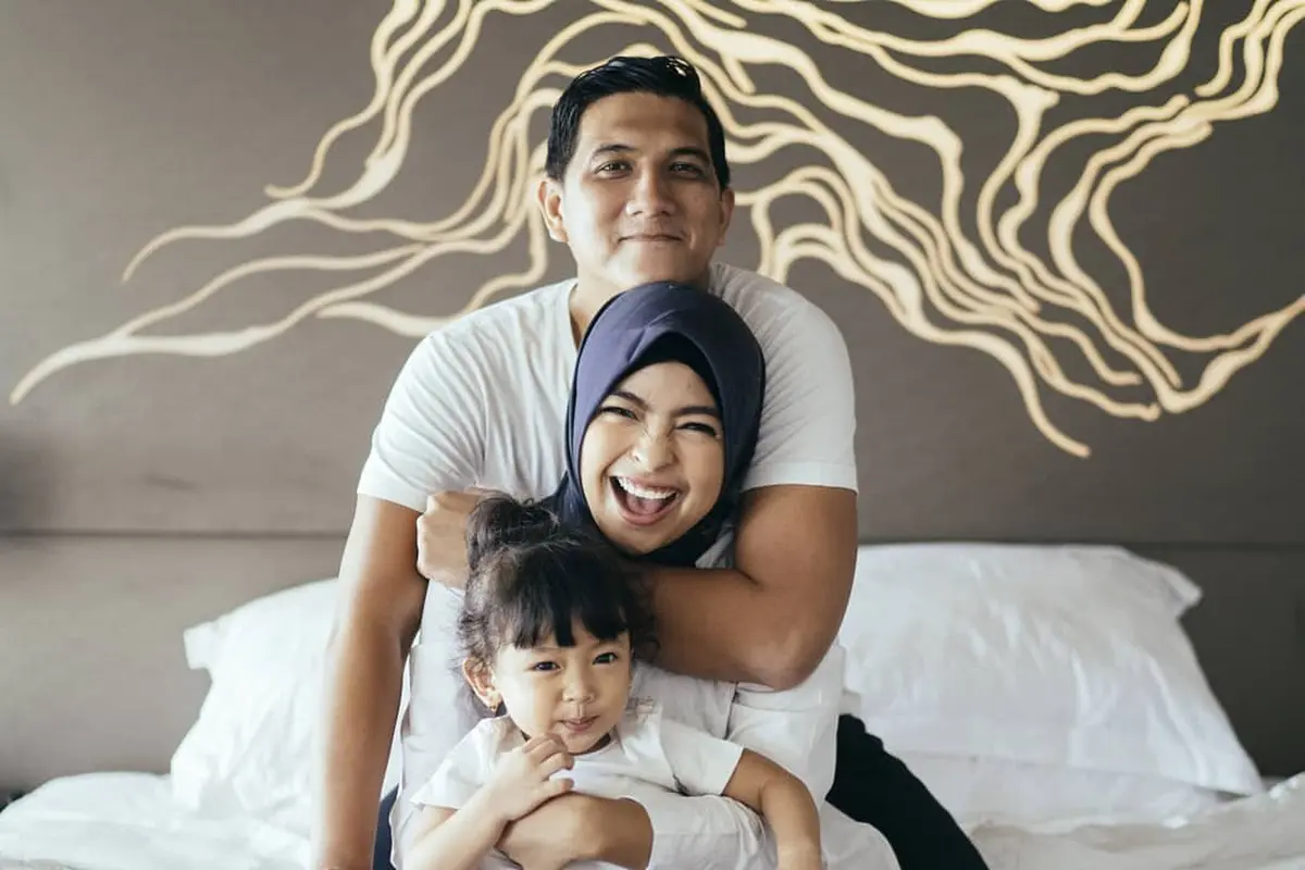 [Bintang] Tantri Kotak