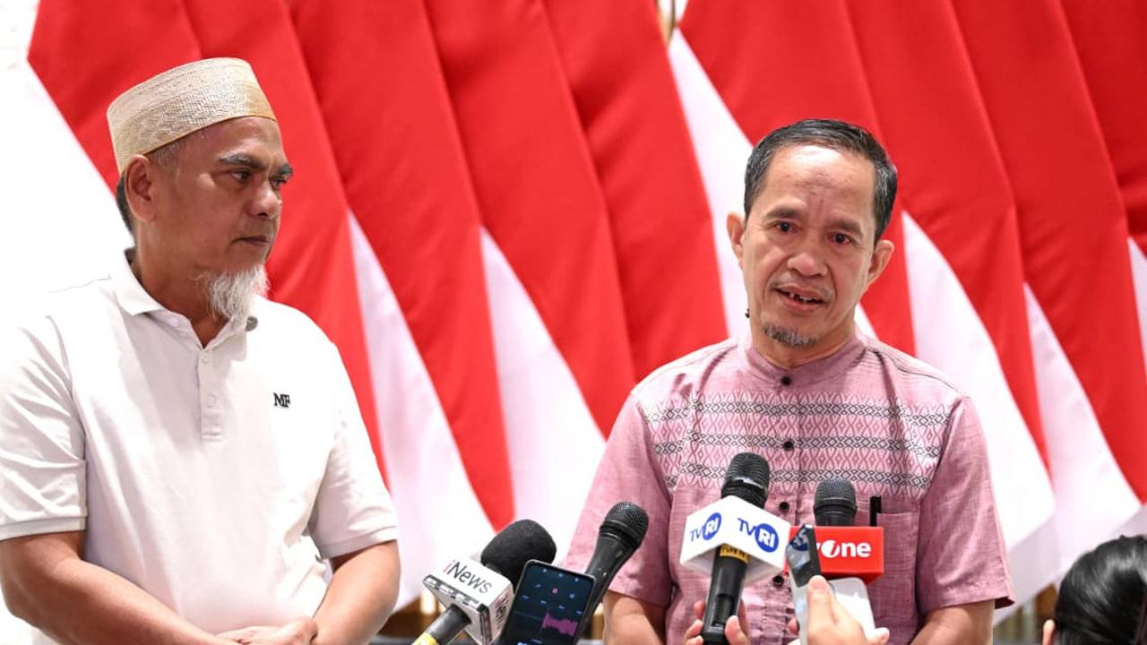Raut Wajah 2 Guru Asal Luwu Utara Usai Namanya Direhabilitasi Prabowo: Terima Kasih, Pak Presiden