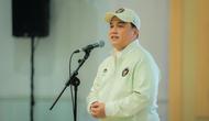 Menpora Erick Thoir memberikan sambutan dalam pengukuhan kontingen Indonesia untuk SEA Games 2025 di Auditorium Wisma Kemenpora, Senayan, Jakarta, Jumat (05/12/2025). (Bola.com/Bagaskara Lazuardi)