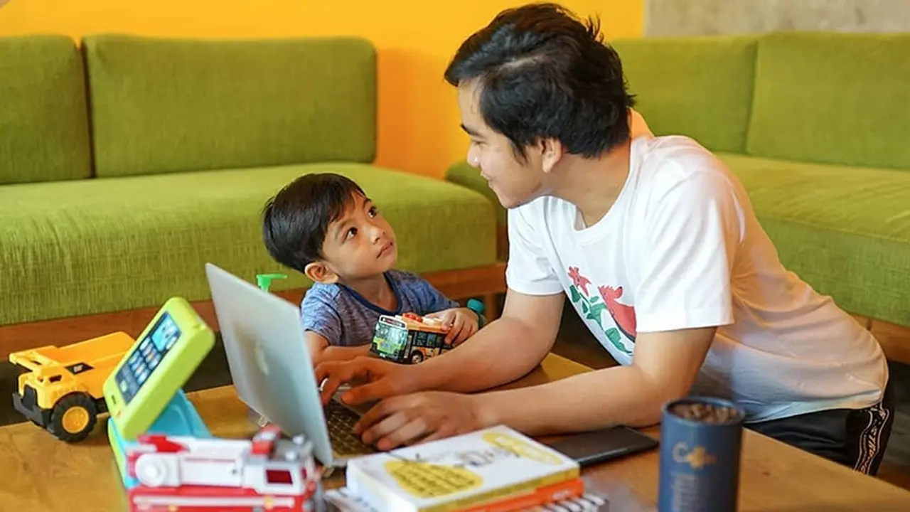 Gibran Rakabuming dan Jan Ethes
