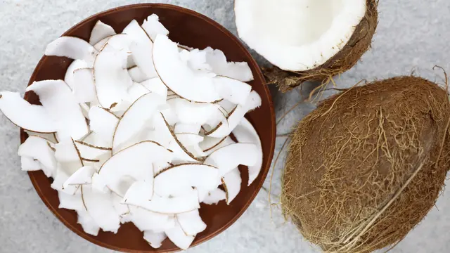 keripiki kelapa