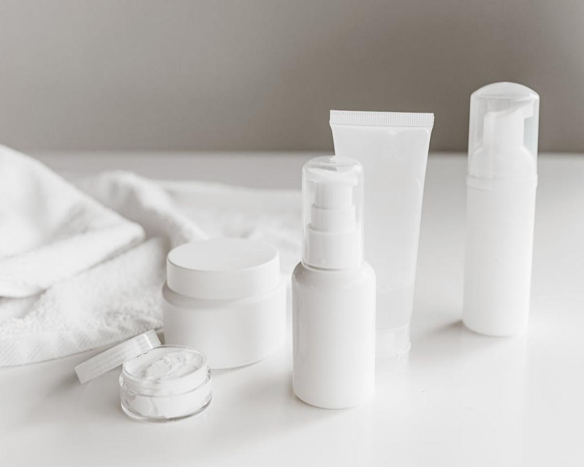 Ilustrasi Produk Skincare
