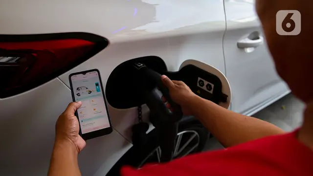 Pembeli Kendaraan Listrik dan Hybrid Dapat Diskon Pajak pada 2025
