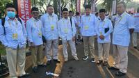 Gus Fawait (3 dari kanan) beserta pengurus Fraksi Gerindra DPRD Jatim saat Rapimnas Partai Gerindra di SICC, Bogor. (Istimewa).