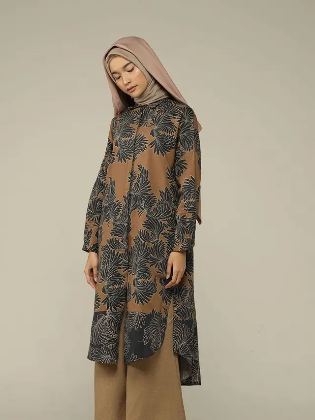 Padu padan hijab dan kemeja