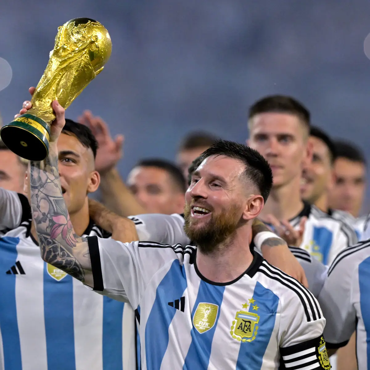 Media Argentina Ungkap Penyebab Lionel Messi Absen pada Laga Kontra Timnas  Indonesia - Indonesia Bola.com