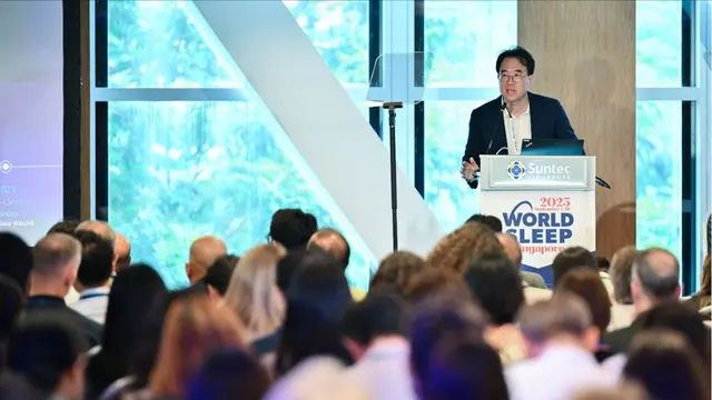 Jong Min Choi, Vice President of Health R&D, Samsung Electronics menjelaskan pentingnya pola tidur yang baik sebagai fondasi kesehatan.