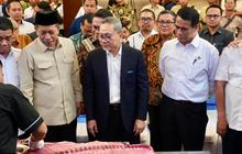 Satu Tahun Kinerja Pangan Nasional, Menko Zulhas: 0 Persen Impor, Surplus 4 Juta Ton Beras