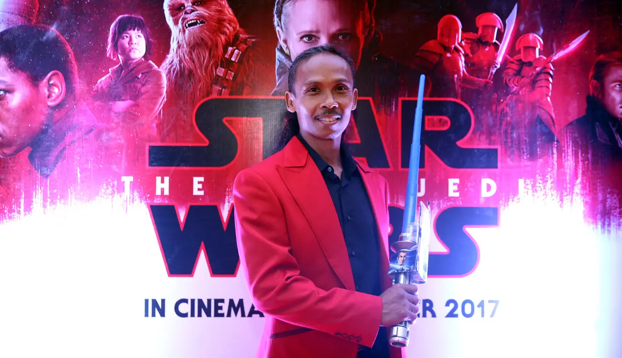 Film Star Wars: The Last Jedi dirilis di Indonesia pada Rabu (13/12/2017). Film yang akan dirilis di Amerika Serikat pada 15 Februari 2017 itu disambut antusias para aktor dan aktris Indonesia. (Nurwahyunan/Bintang.com)