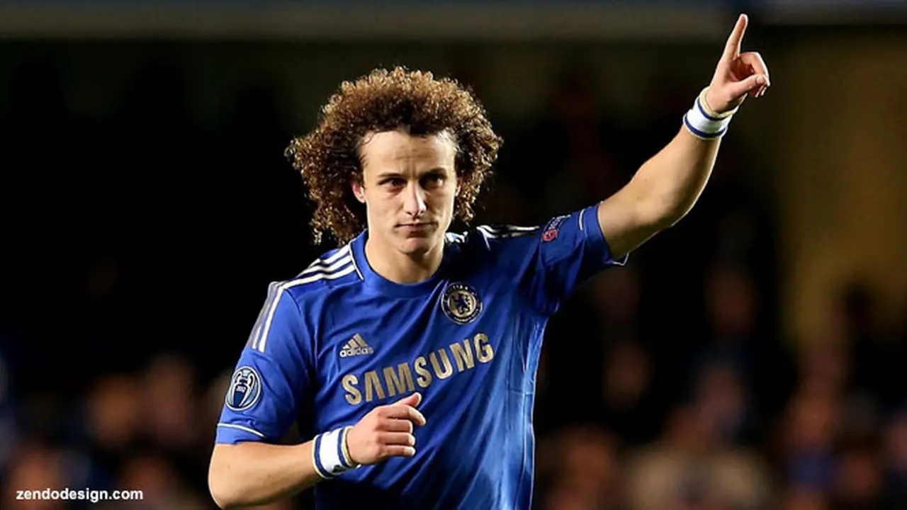 davaid-luiz-130729c.jpg