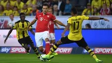 Mats Hummels. Bek Timnas Jerman ini dipinjamkan Bayern Munchen ke Borussia Dortmund pada tahun 2008, sebelum akhinya menjadi permanen pada musim 2009-2010. Sukses bersama Dortmund, kini sang pemain kembali ke The Bavarian. (AFP/Patrik Stollarz)