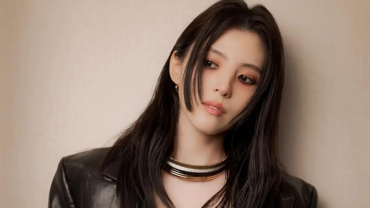 6 Potret Han So Hee Kembali Viral dengan Tampilan Sleepy Look saat Hadiri Boucheron Iconic Night Party