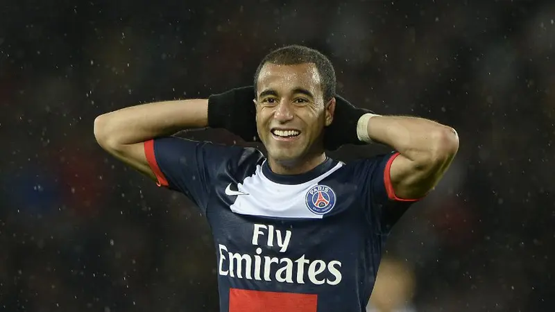 Lucas Moura Rayu Oscar untuk Gabung dengan PSG