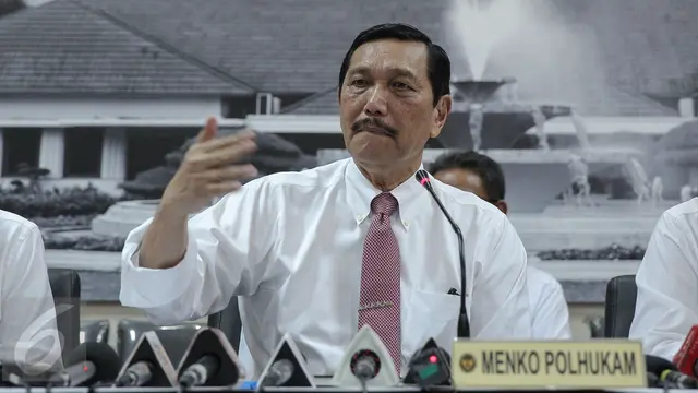20151119-Luhut Beri Keterangan Terkait Transkrip Novanto-Freeport-Jakarta