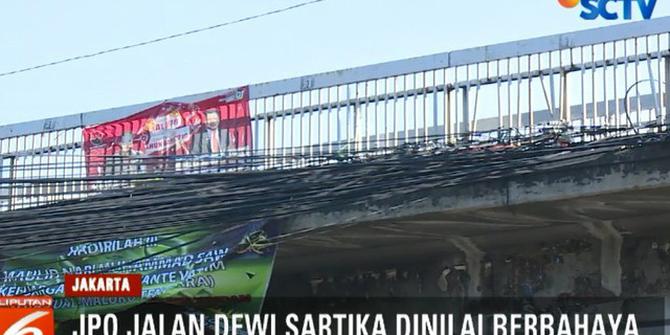 Warga Keluhkan JPO Tak Terawat di Jalan Dewi Sartika Jaktim