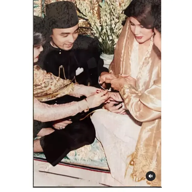 24 Tahun Bersama, Ini 6 Potret Lawas Marini Zumarnis dan Denny Wardhana