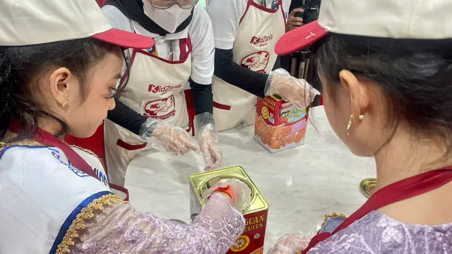 Khong guan biscuits house