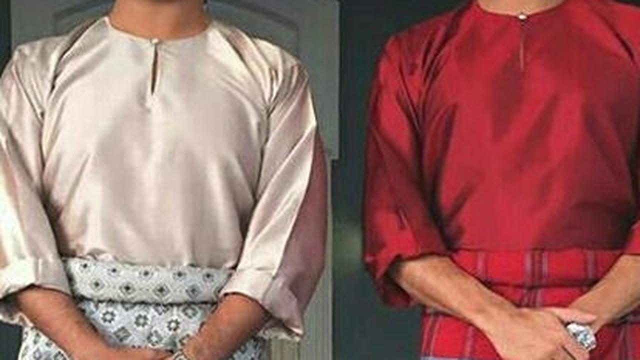 <b>Baju Kurung Cekak Musang dengan Lengan Seperempat</b>