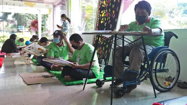 Pelatihan Membatik untuk Disabilitas