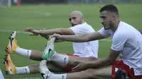 Dua pemain asing Persik, Arthur Felix Silva dan Youssef Ezzejjari akan diuji kualitasnya pada uji coba melawan klub Liga 2, KS Tiga Naga. (Bola.com/Gatot Susetyo)