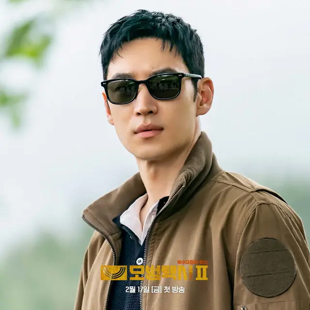 Lee Je Hoon dalam Taxi Driver 2. (SBS via Soompi)