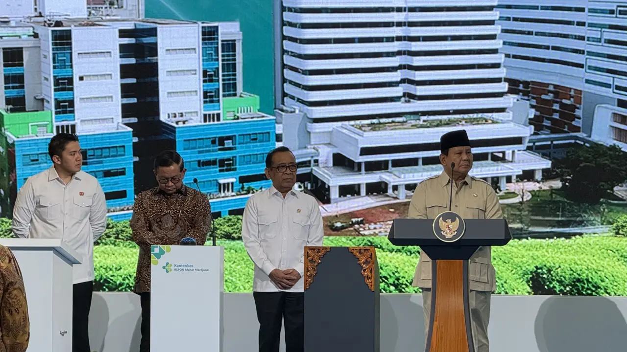 Presiden Prabowo Subianto meresmikan Gedung Layanan Terpadu dan Institute Neurosains Nasional RS PON Dokter Mahar Mardjono di Cawang, Jakarta Timur.