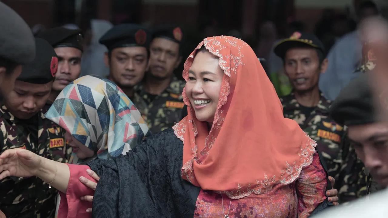 Menurut Yenny, asam folat sangat membantu perkembangan janin ibu hamil.