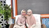 Kembali muncul di TV, Inara tampil cantik dengan dress brokat yang dipadukan hijab syar’i warna coklat.  [Foto: IG/mommy_starla].
