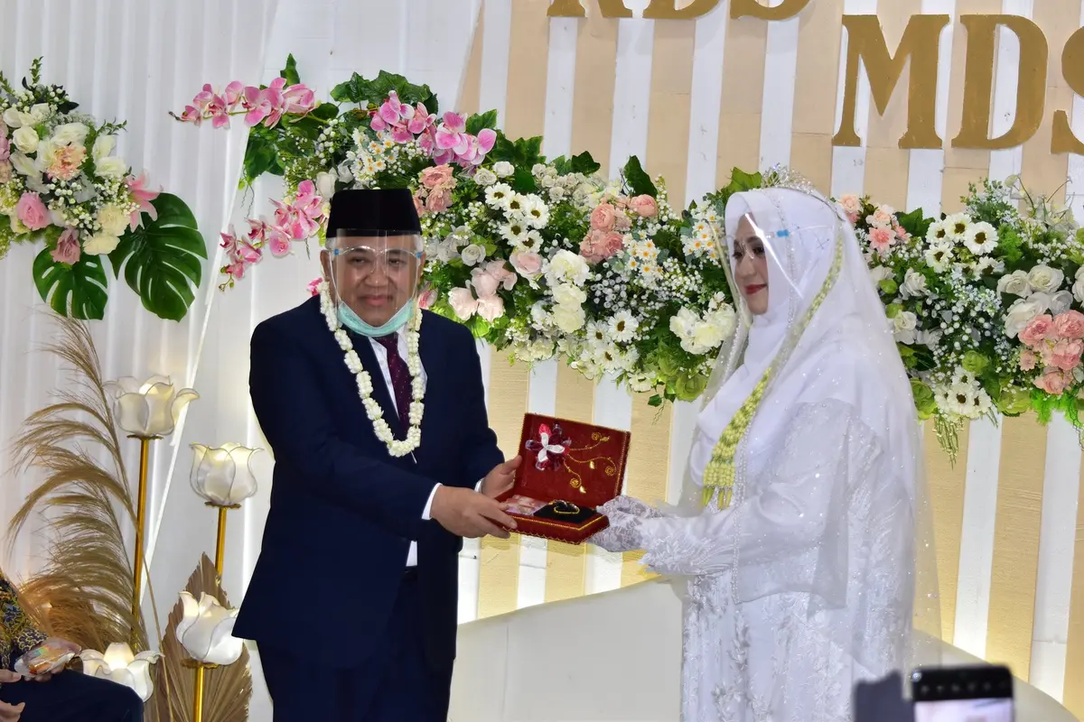 Fakta Sosok Rashda Diana, Istri Din Syamsuddin yang Bergelar Doktor Ilmu Politik