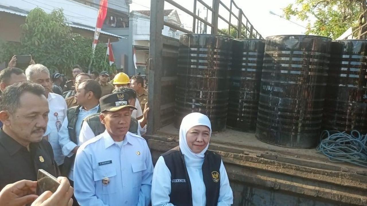 Tahukah Anda? 300 Drum Bantuan Aspal Gubernur Jatim Tiba di Tulungagung, Infrastruktur Jalan Makin Mulus