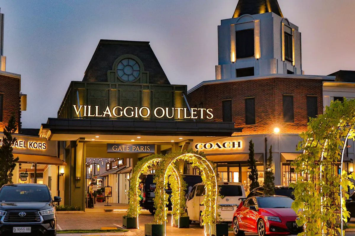 Belanja baju lebaran di Summarecon Villaggio Outlets (Villaggio)