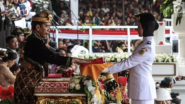 [Fimela] Upacara Bendera HUT RI-74