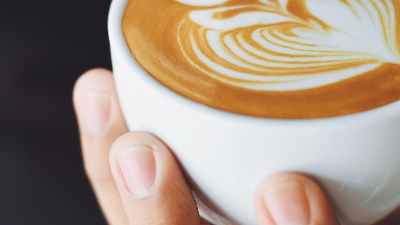 Kata-kata Anak Senja yang Puitis, Cocok Ditemani Secangkir Kopi