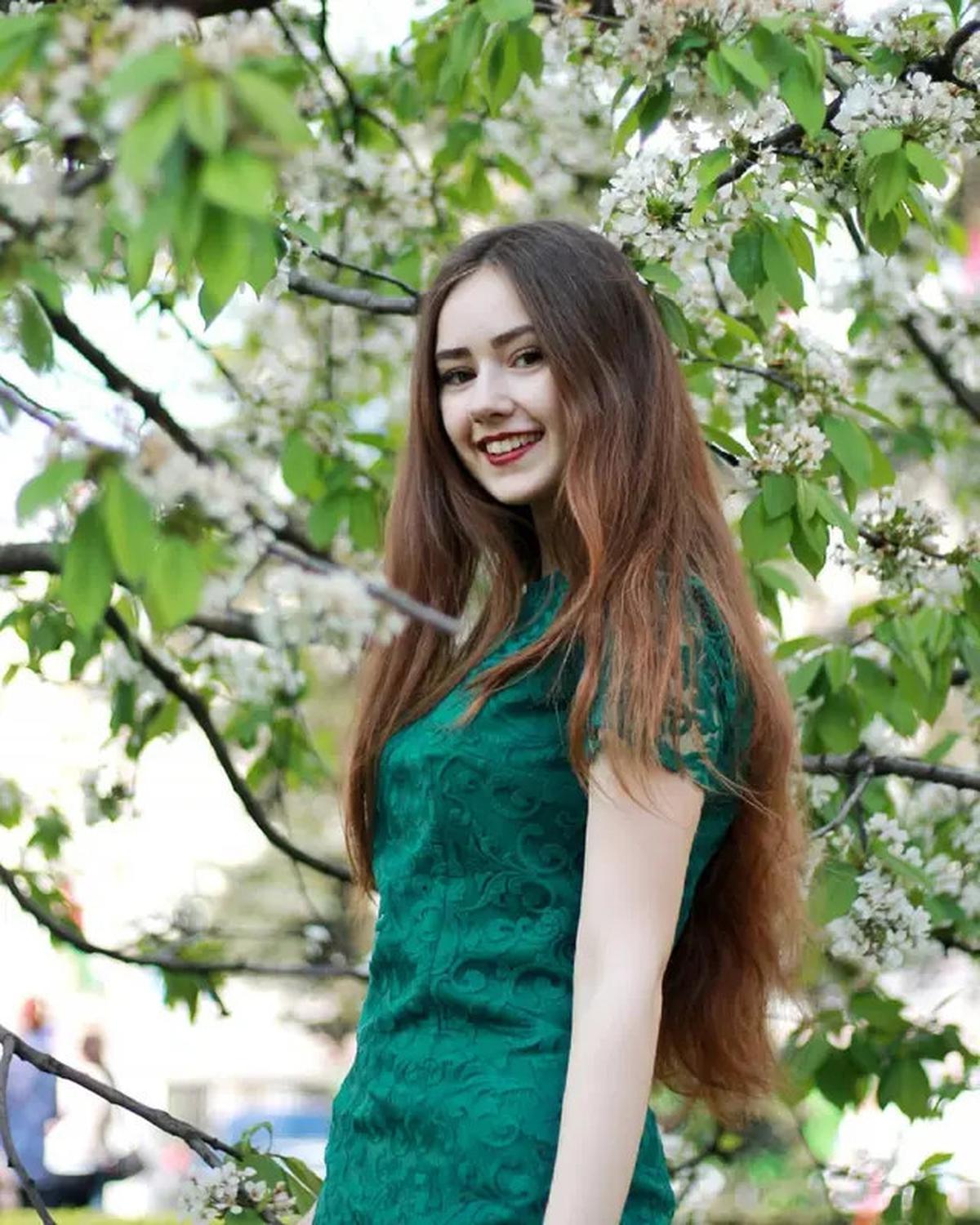 6 Potret Lawas Vika Kolesnaya, Dikabarkan Sudah Nikah dengan Billy Syahputra