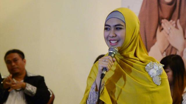 Oki Setiana Dewi dan Ria Ricis