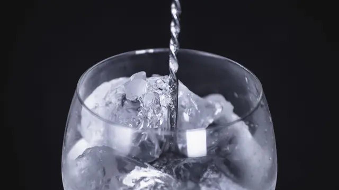 Mitos atau Fakta, Benarkah Minum Es Bikin Cepat Lelah?