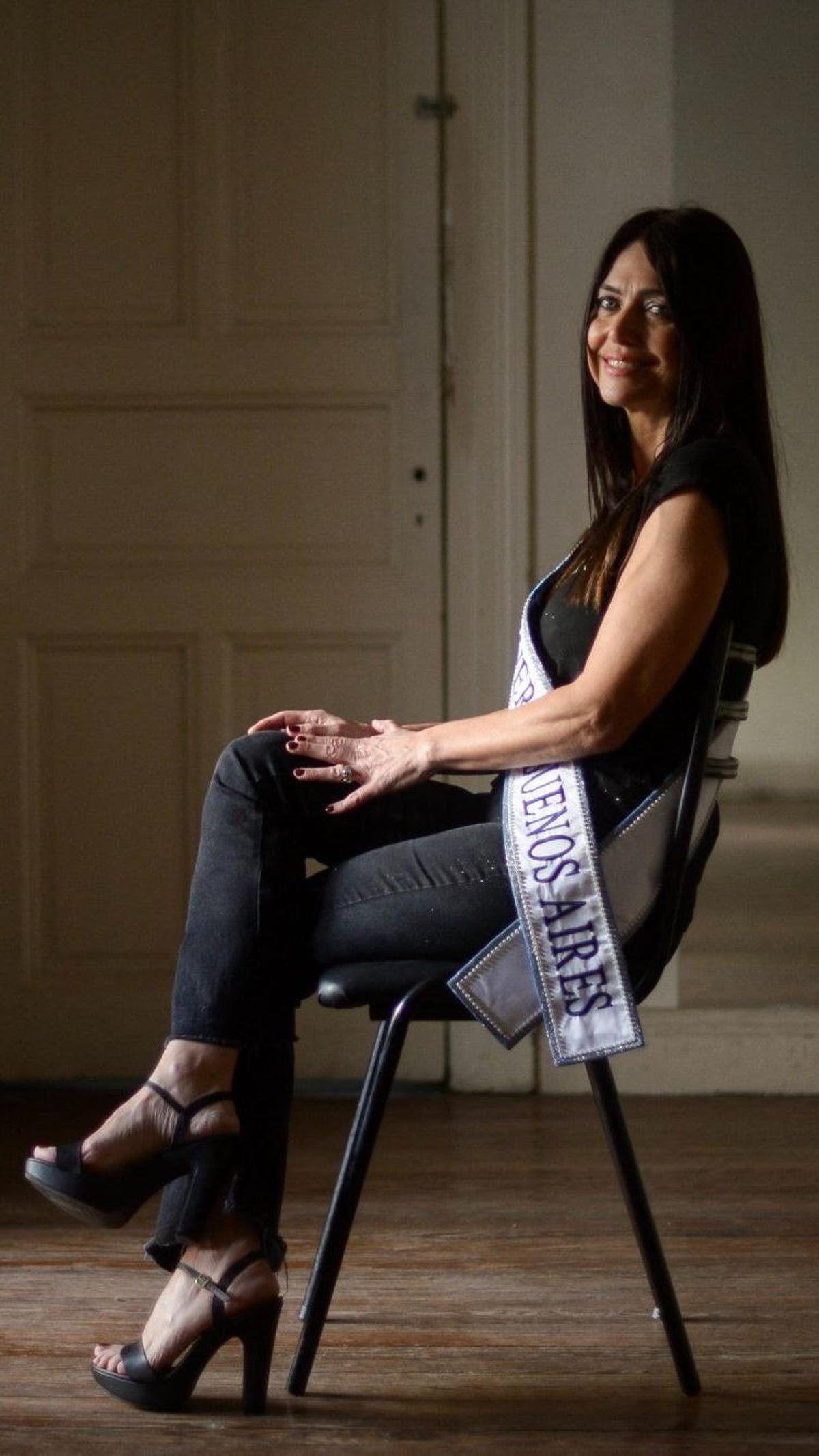 Sementara, perjalanan&nbsp;Rodríguez  menuju mahkota Miss Universe dimungkinkan oleh perubahan terbaru dalam peraturan kontes, termasuk penghapusan batasan usia yang ketat.&nbsp;MARCOS GOMEZ/AFP