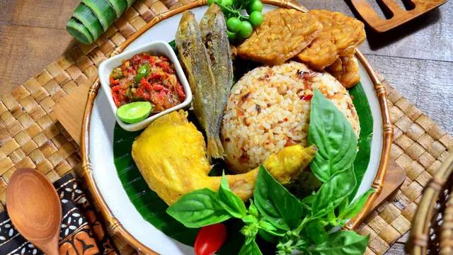 Ilustrasi makan lesehan