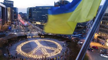 FOTO: Tanda Perdamaian Raksasa dari Belgia untuk Perang di Ukraina