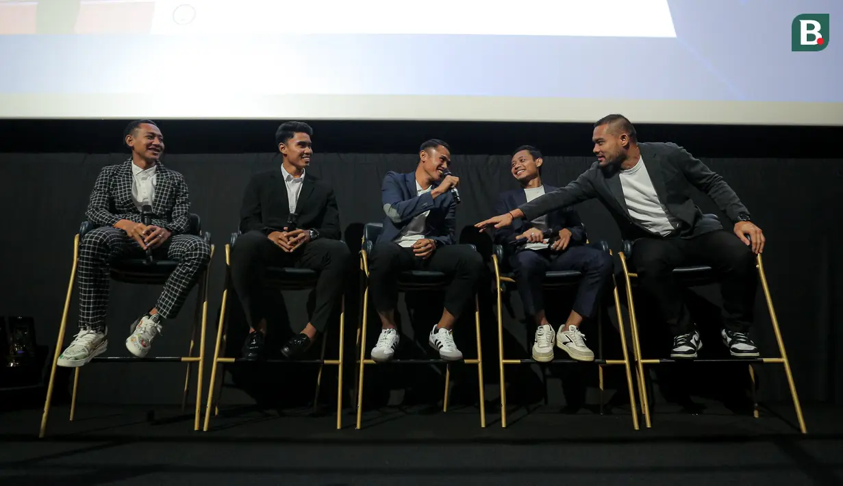 

<p>Pemain BRI Liga 1, Dimas Drajad bersama sejumlah pemain saat melakukan talkshow dalam acara Meet & Greet Pemain BRI Liga 1 yang berlangsung di Cinepolis, Senayan Park, Jakarta, Sabtu (13/07/2024). (Bola.com/Bagaskara Lazuardi)
<p>” data-template-var=”image”></picture>
<div>
<p><span>1</span><span>/</span><span>9</span>
<p>Pemain BRI Liga 1, Dimas Drajad bersama sejumlah pemain saat melakukan talkshow dalam acara Meet & Greet Pemain BRI Liga 1 yang berlangsung di Cinepolis, Senayan Park, Jakarta, Sabtu (13/07/2024). (Bola.com/Bagaskara Lazuardi)
</div>
</div>
</figure>
<figure id=