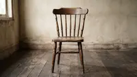 8 Ide Restorasi Kursi Kayu Tua yang Kusam agar Terlihat seperti Furnitur Vintage Mahal, Ternyata Sederhana