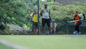 Pelatih Timnas Hoki Indonesia, Dharma Raj. (Bola.com/Bagaskara Lazuardi)