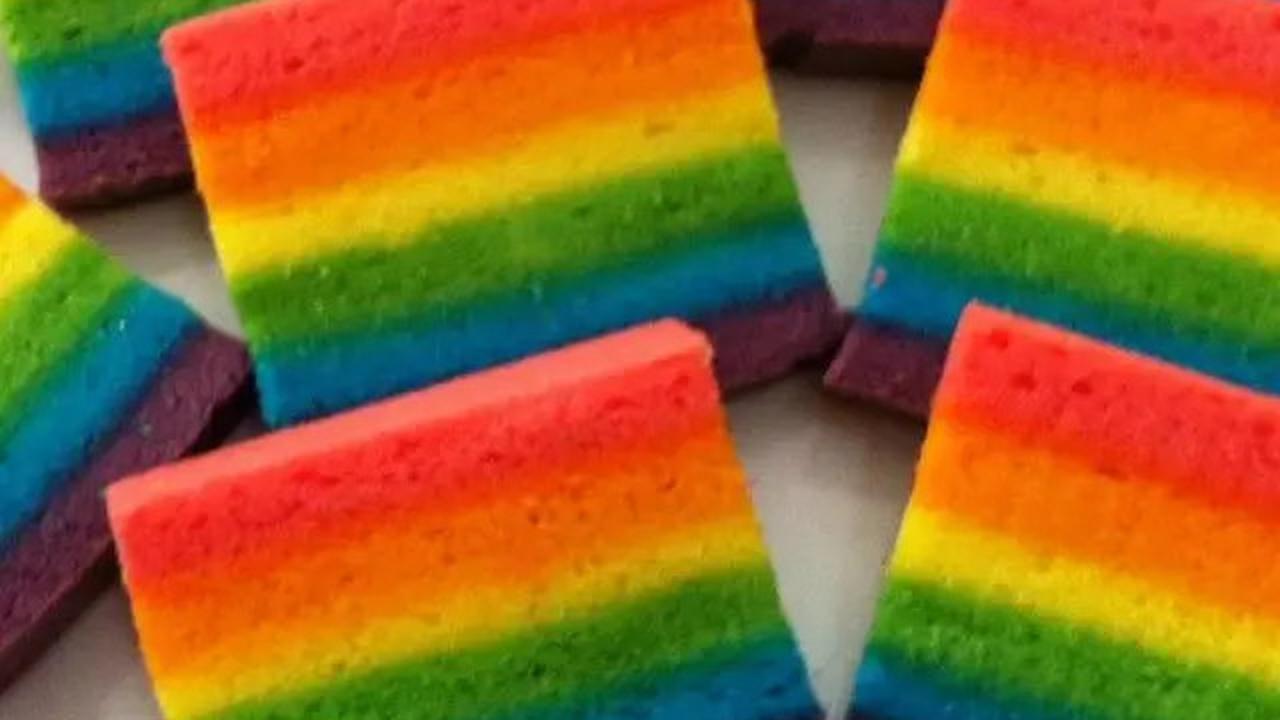 Spikoe Resep Kuno, 7 Resep Otentik Kue Lapis Khas Surabaya