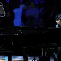 Ahok mengaku puas melihat konser tersebut. Bahkan ia menganggap bahwa Joey tidak hanya spesial. (Adrian Putra/Bintang.com)