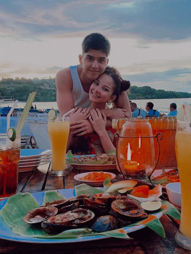 [Fimela] Al Ghazali dan Alyssa Daguise