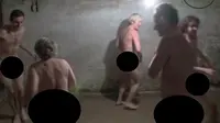 Main Kejar-kejaran di Bekas Kamar Gas Nazi, Video Ini Dikecam