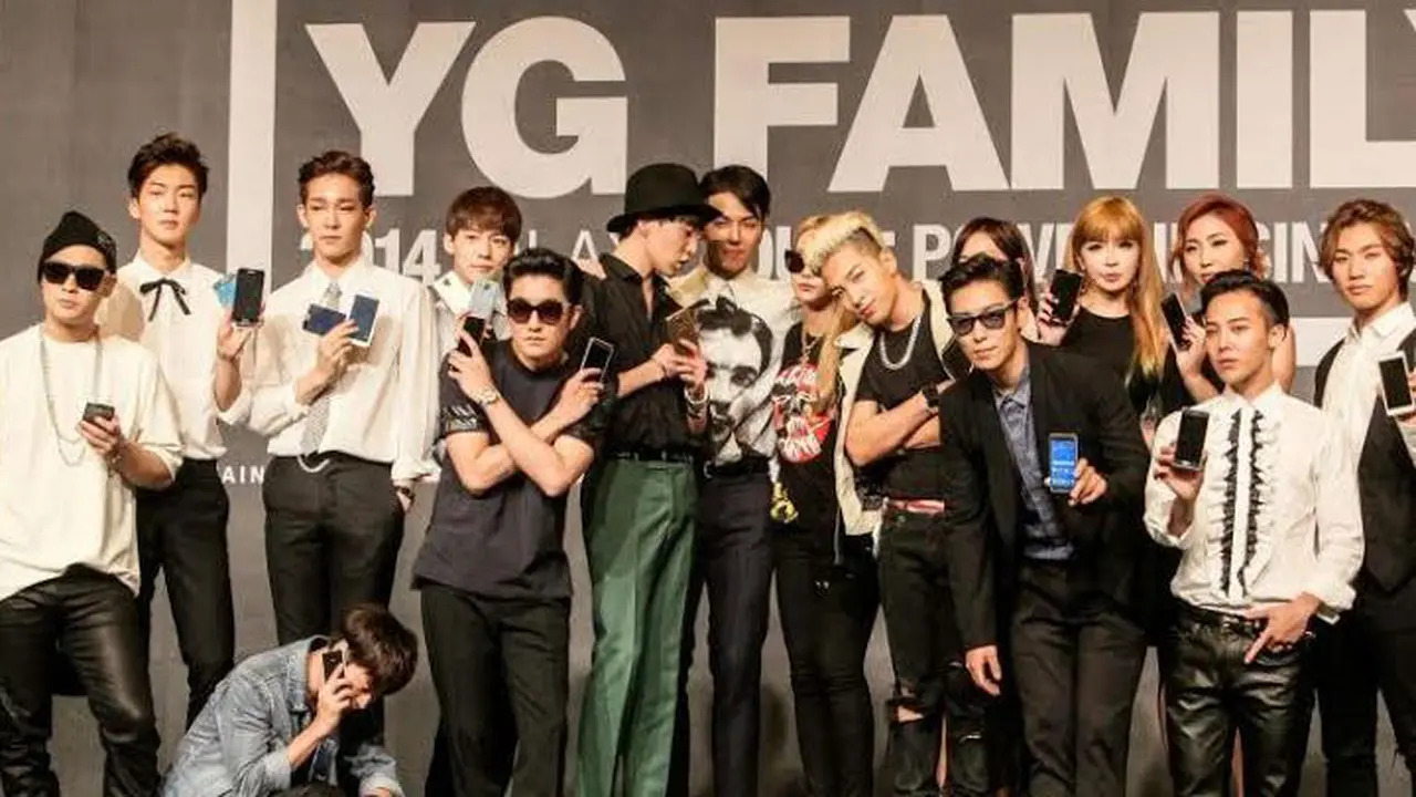 [EKSKLUSIF] Big Bang cs Keranjingan <i>Selfie</i> Pakai Galaxy S5