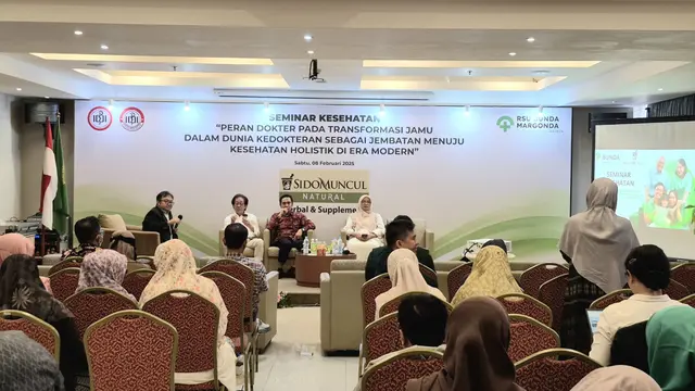 Sido Muncul Gelar Seminar Kesehatan dan Buka Gerai Sehat ke-9 di RSU Bunda Margonda