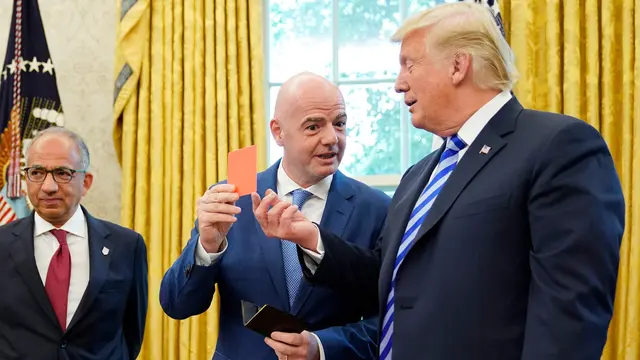 Presiden AS, Donald Trump dan Presiden FIFA, Gianni Infantino
