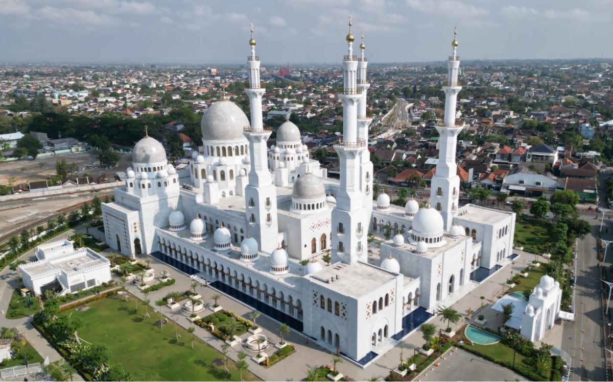 Masjid Sheikh Zayed Solo